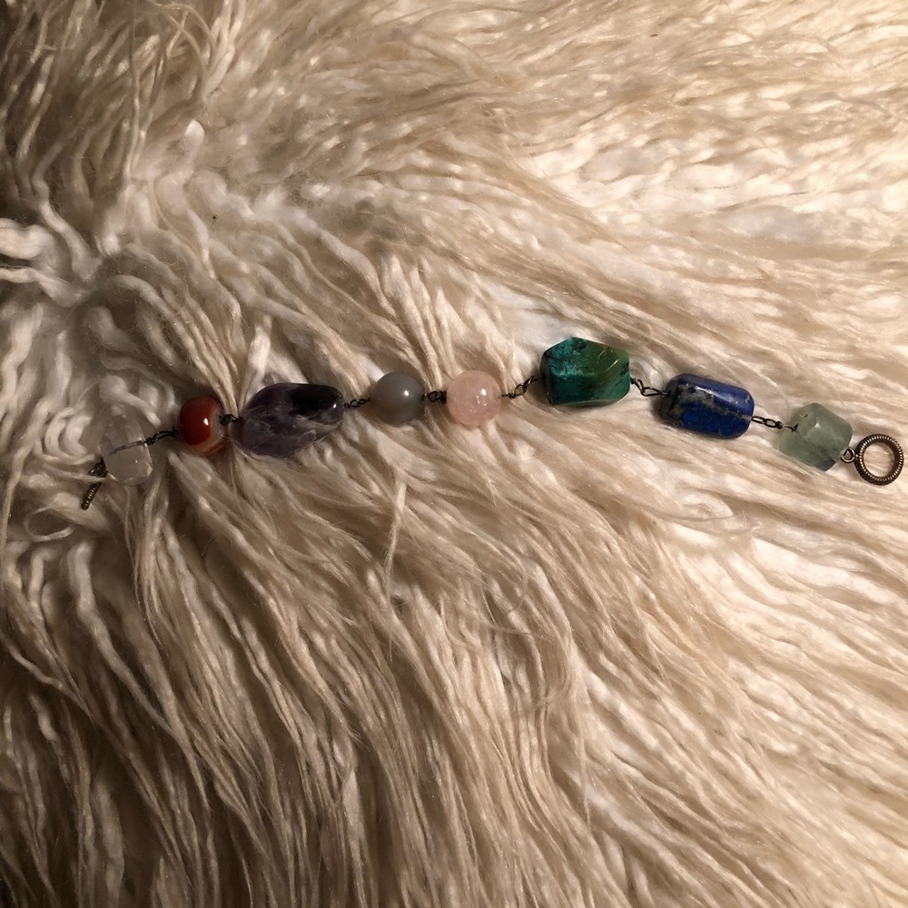 8 Crystal Stone Bracelet  Amethyst Silver Quartz